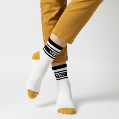 جوراب نخی طرح 1997